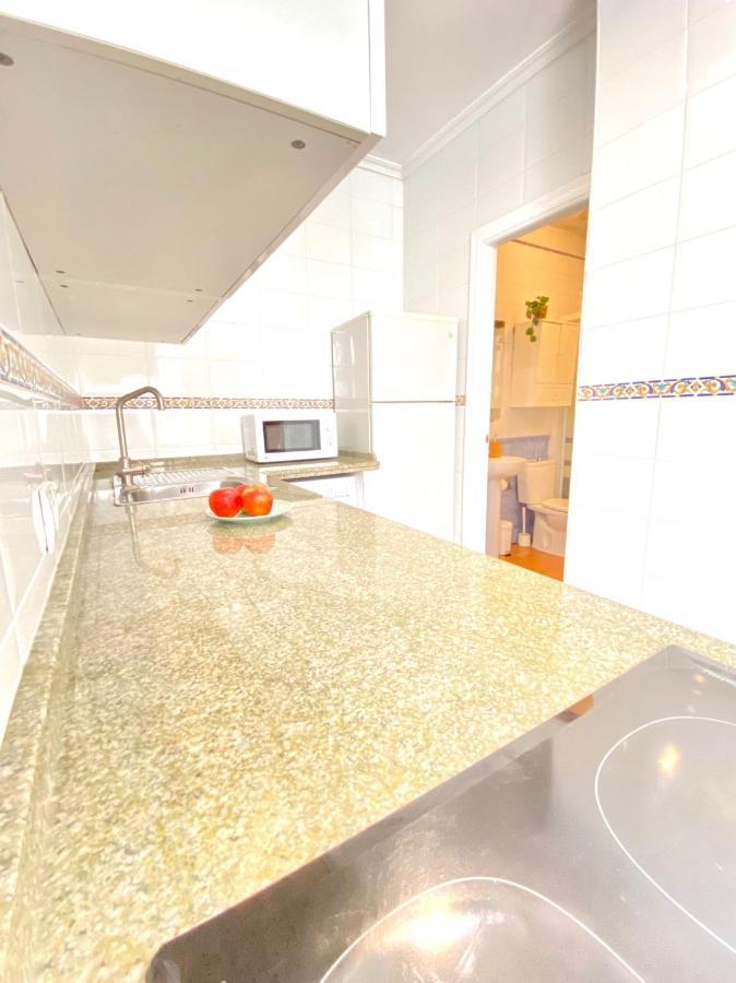 Comfortable Studio Old Town, Parking Optional เซบีญา ภายนอก รูปภาพ